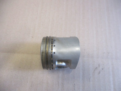 Piston cote 44.00mm + segments pour Honda 125 CBT - CB125T - 125 Twin
