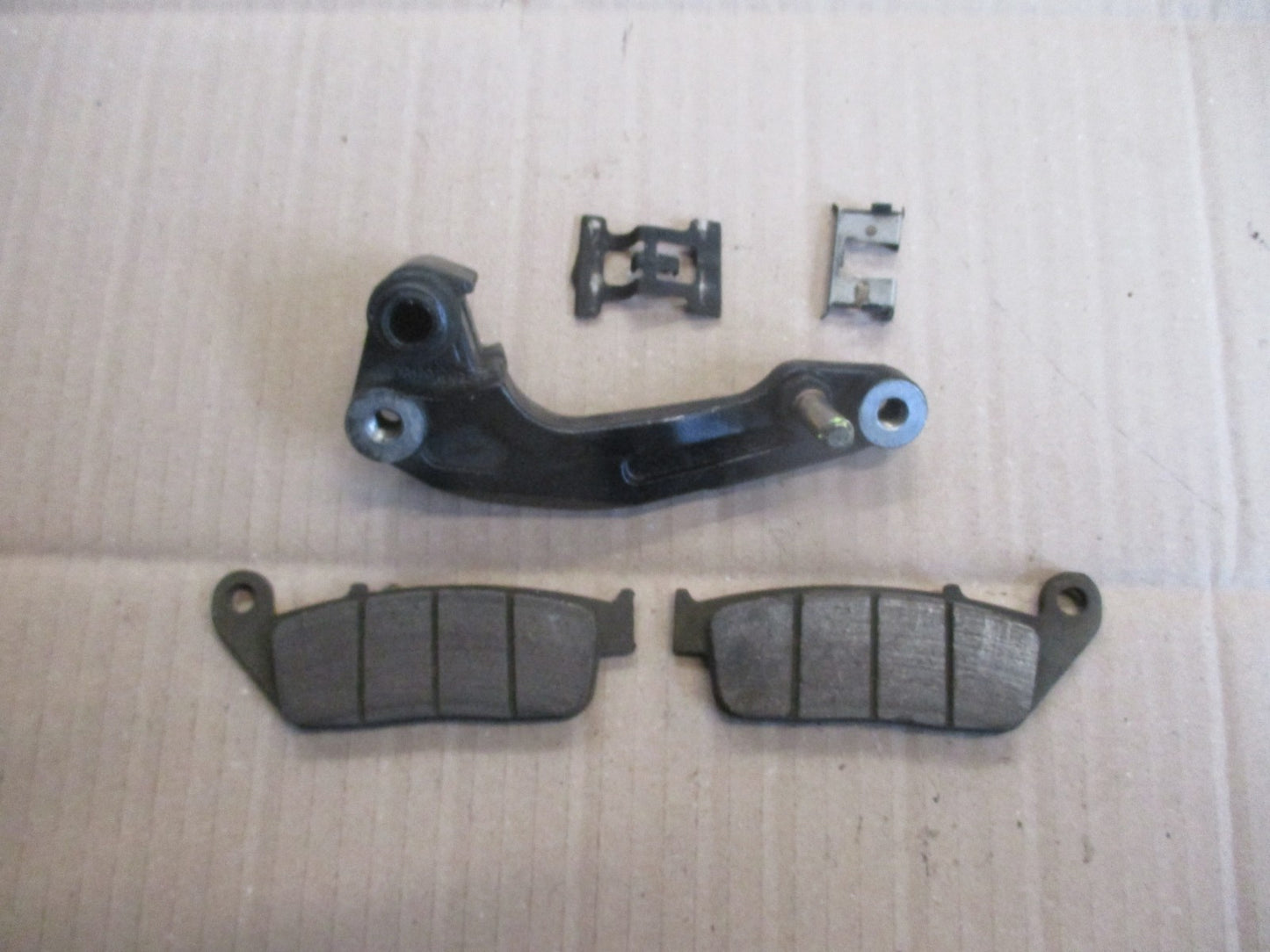 Support étrier de frein avant NISSIN pour Honda 650 XRV Africa Twin - RD03