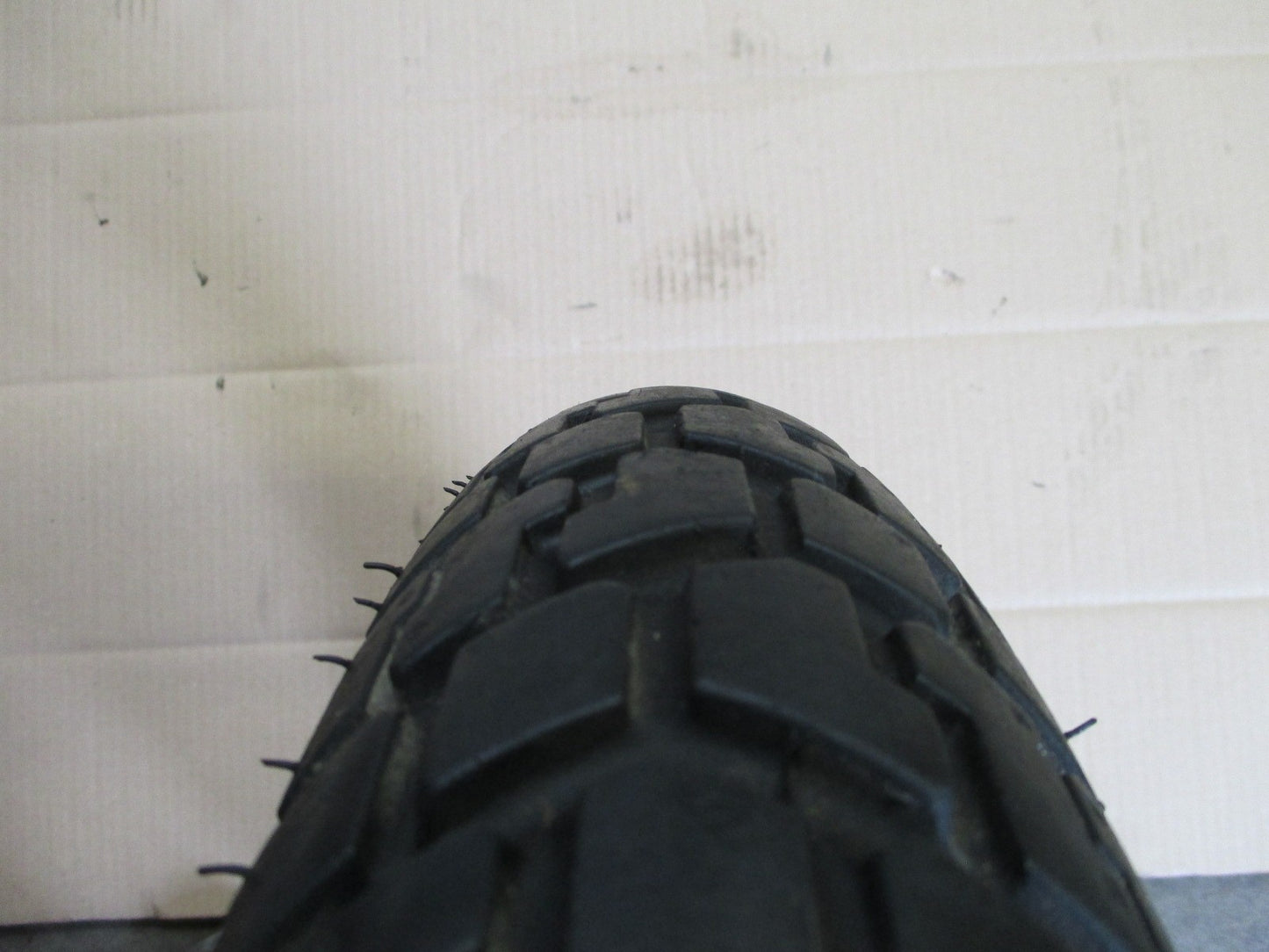 Roue avant arrière avec pneu DUNLOP peu roulé Honda 600 XLL - XLM - XLLM - PD04