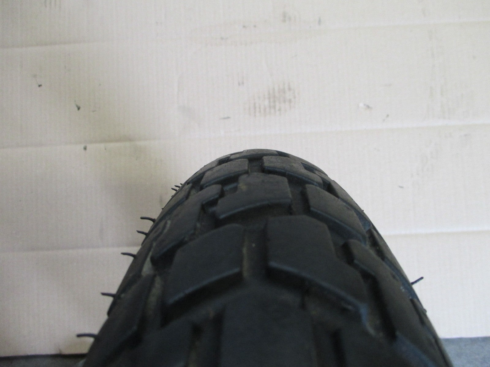 Roue avant arrière avec pneu DUNLOP peu roulé Honda 600 XLL - XLM - XLLM - PD04