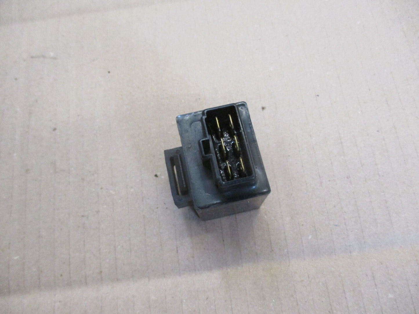 Relais de sécurité G8D-04 pour Yamaha 750 FZX - 2JE