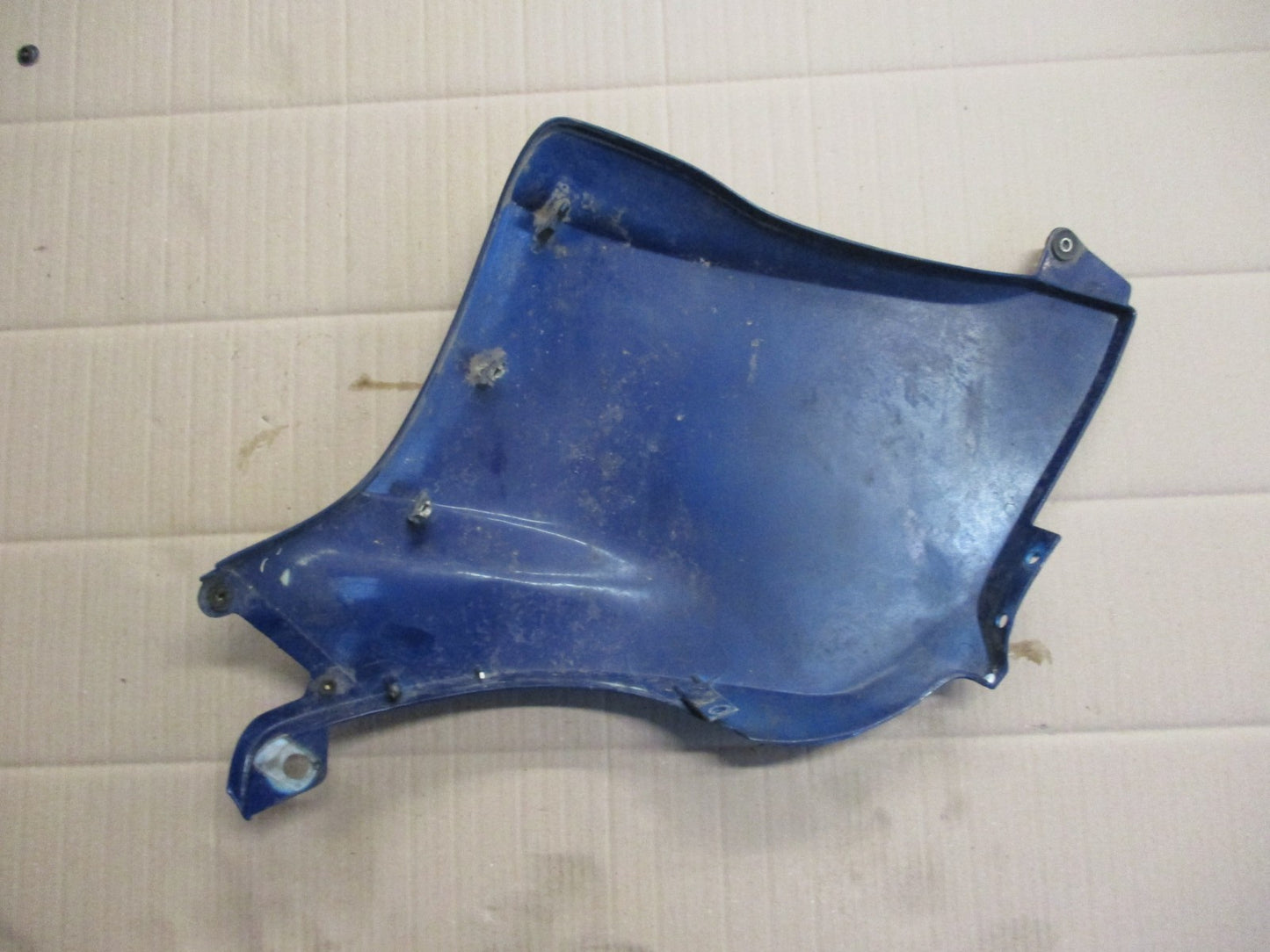Flanc de carénage gauche pour Honda 125 NX Transcity - JD12