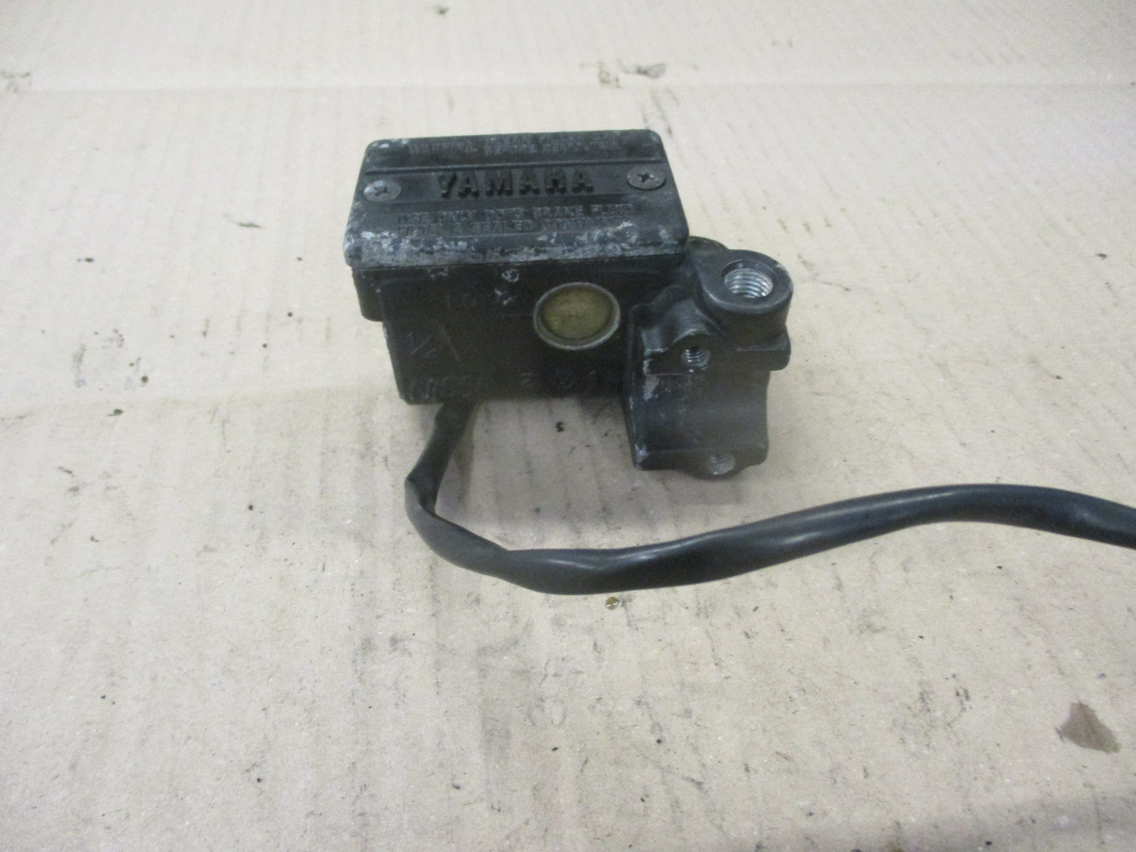 Maitre cylindre de frein avant pour Yamaha 125 TZR - 2RL