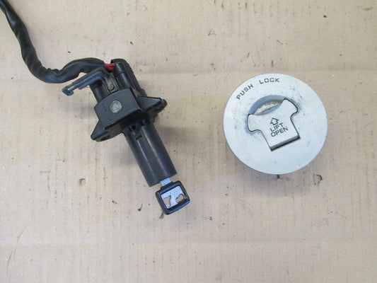 Nieman + bouchon essence pour Honda 750 VFR - RC24
