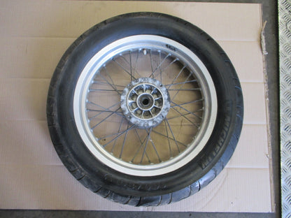 Roue arrière avec pneu Michelin très peu roulé pour Suzuki 650 XF Freewind