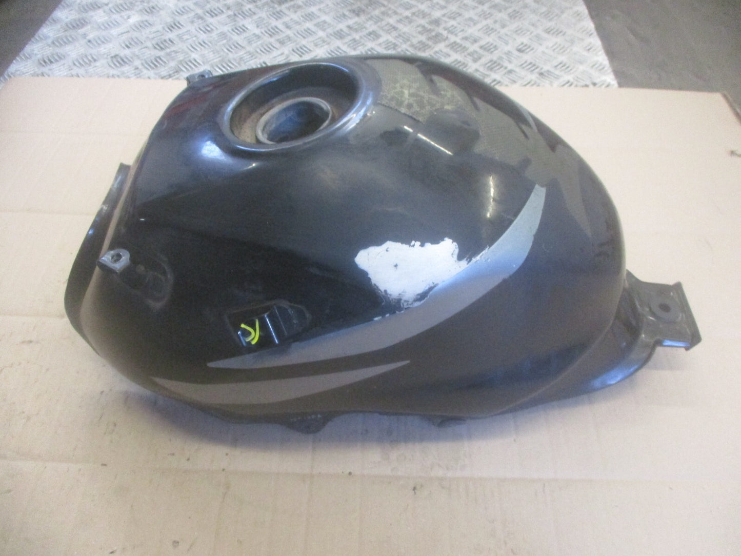 Réservoir d'essence pour Honda 125 CBF - JC40A