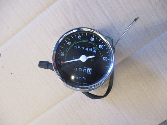 Compteur 5748 kms + cuvelage inférieur pour Honda 125 CM - JC05