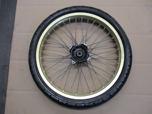 Roue avant - pneu Trailmax très peu roulé - Suzuki 600 DR - SN41A - Couleur "or"