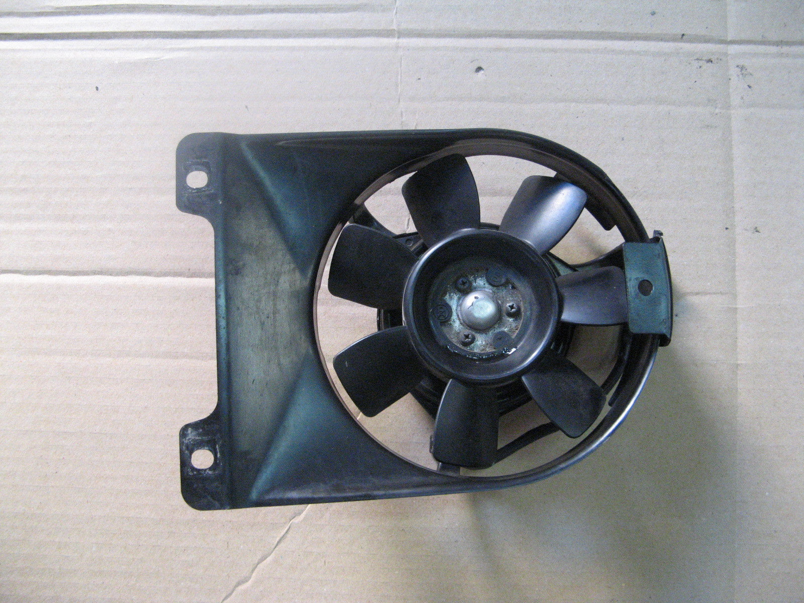 Ventillateur de radiateur d'eau pour Yamaha 850 TDM - 3VD