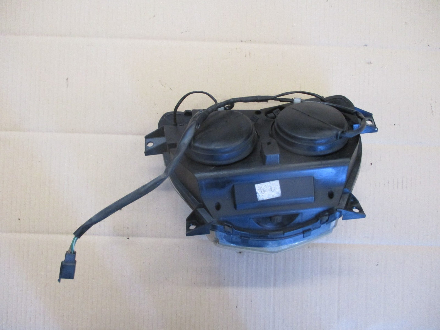 Bloc optique de phare pour Honda  125 XLV - Varadéro - JC32