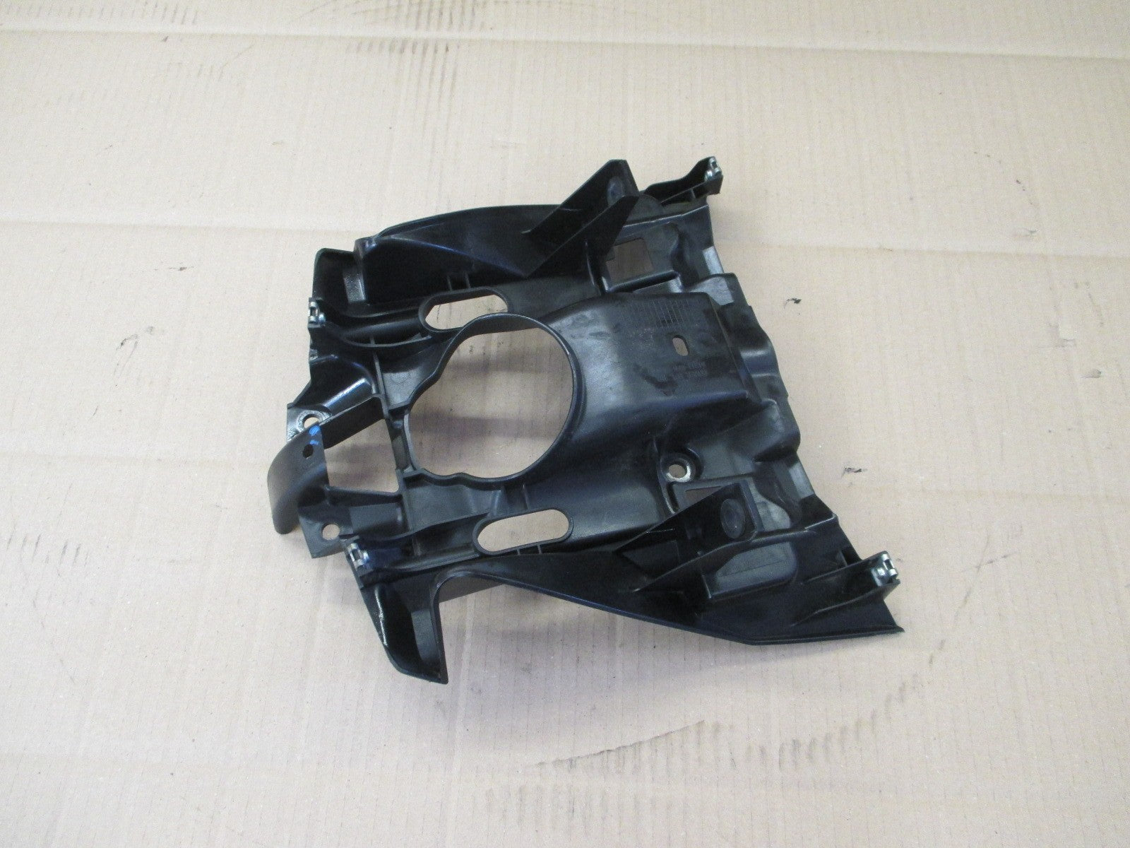 Cache plastique pour Honda 125 CBF - JC74