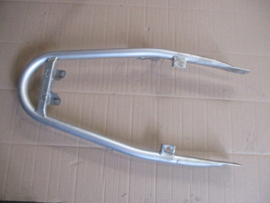 Boucle arrière de cadre pour Suzuki 650 XF Freewind