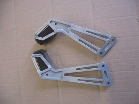 Cales pieds arrière pour Suzuki 650 DR RS SE - SP42A - SP43A