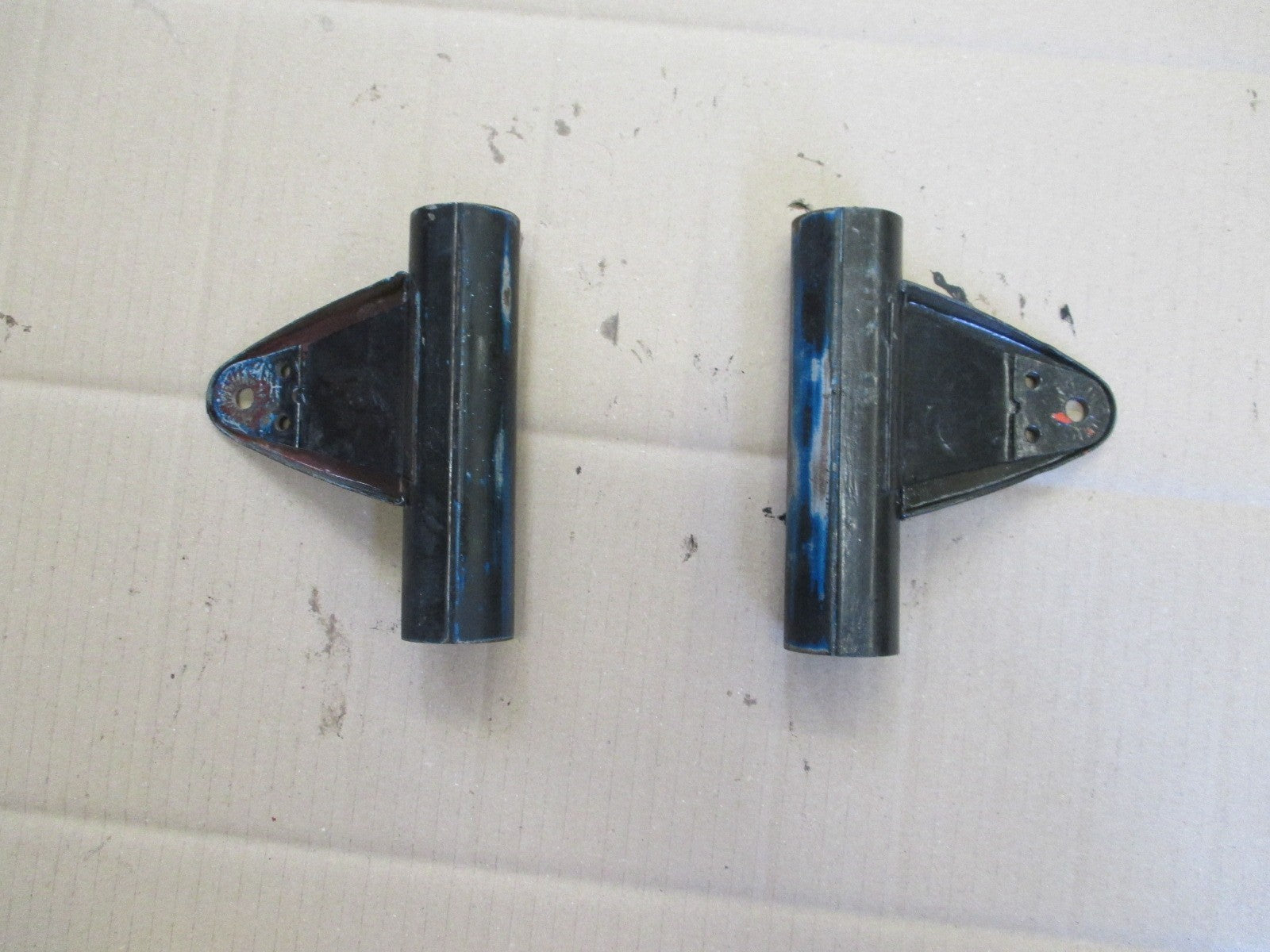 Pattes de phare pour Yamaha 125 AT1 - AT2