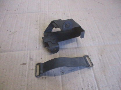 Support pochette outils + caoutchouc pour Suzuki 125 TSR - SF15A