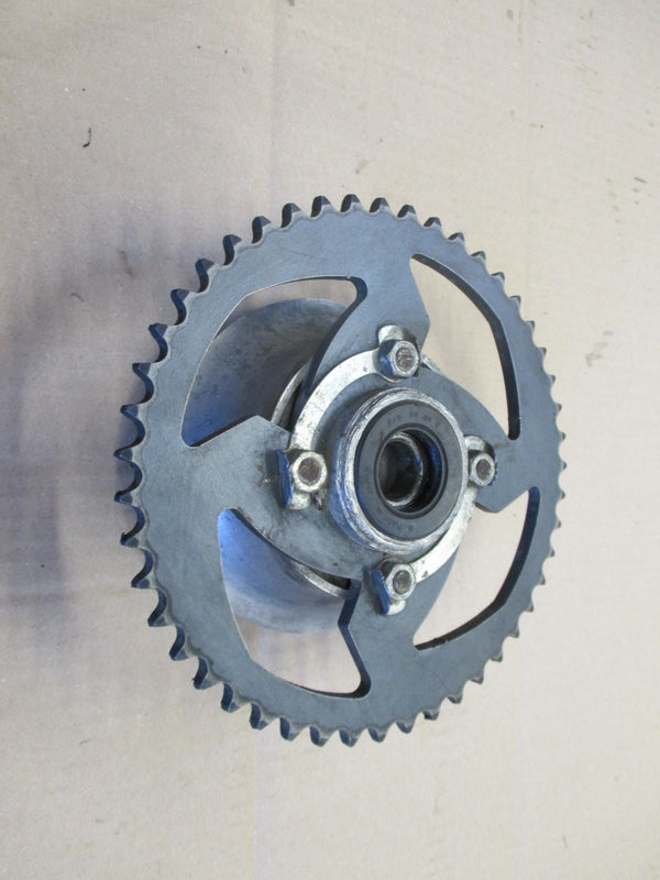 Porte couronne pour Suzuki 125 GT