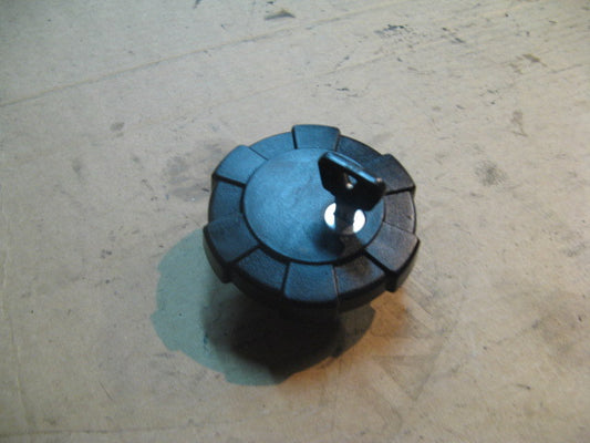 Bouchon essence à clé pour Yamaha 600 XTZ Super ténéré - 3AJ