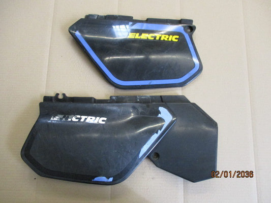 Caches latéraux d'origine pour Yamaha 125 DTR - DTRE