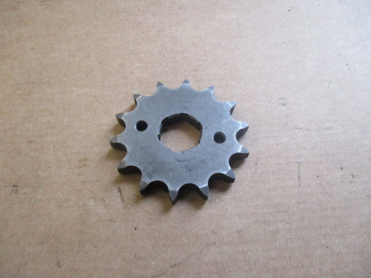 Pignon sortie de boite 14 dents pour Honda 125 XLS