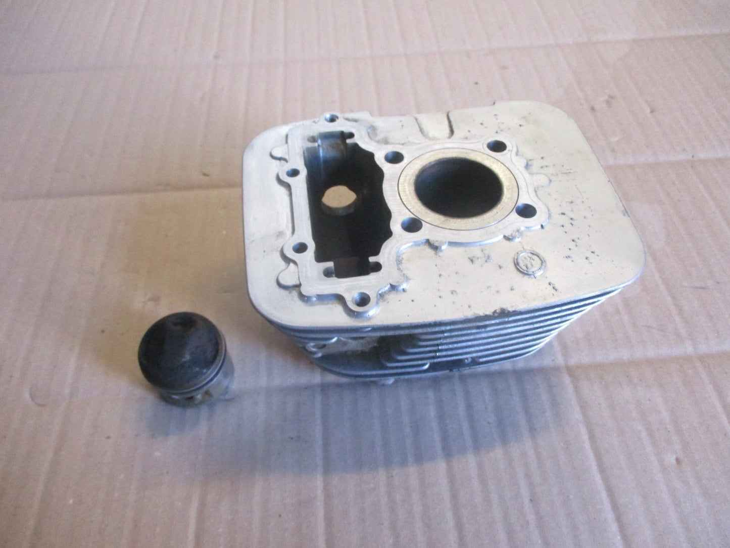 Cylindre / piston arrières pour Yamaha 125 XV Virago - 5AJ