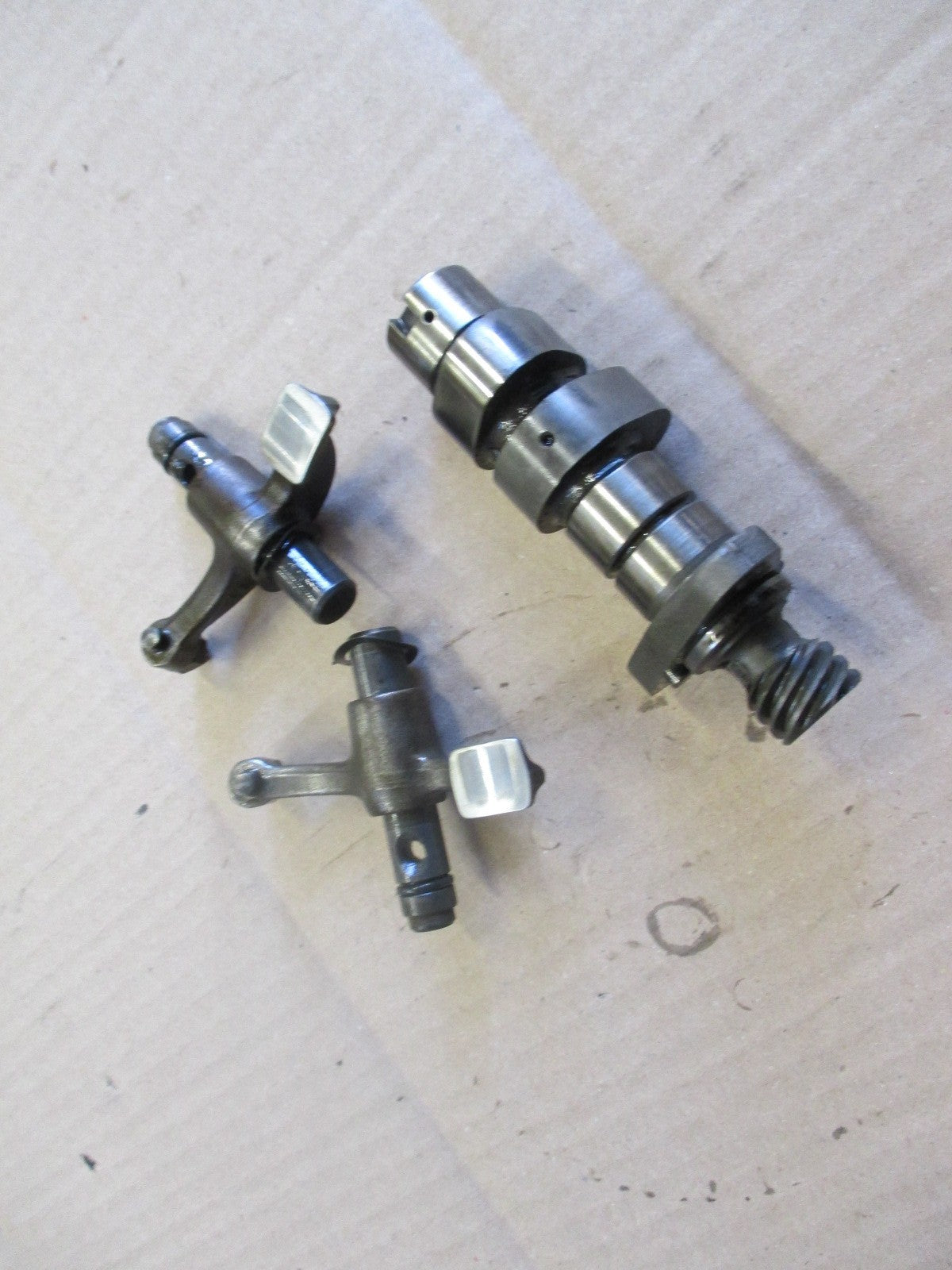 Arbre à cames + culbuteurs pour Suzuki 125 GN - NF41A
