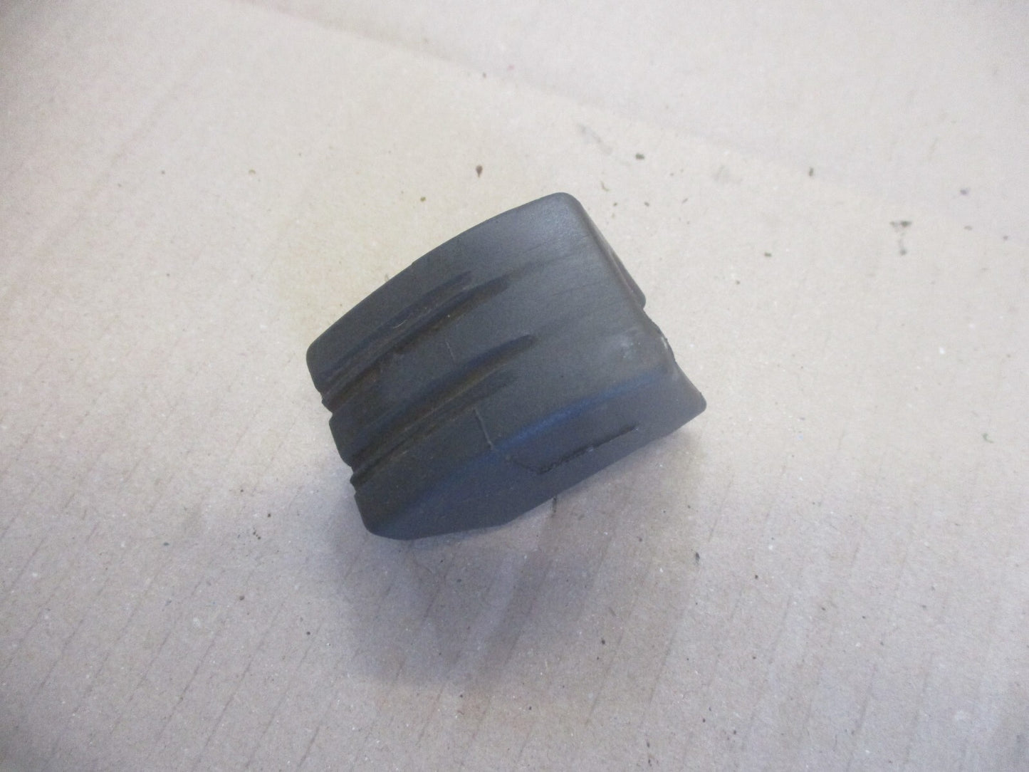 Patin inférieur de chaîne pour Honda 700 XLV  Transalp - RD13A