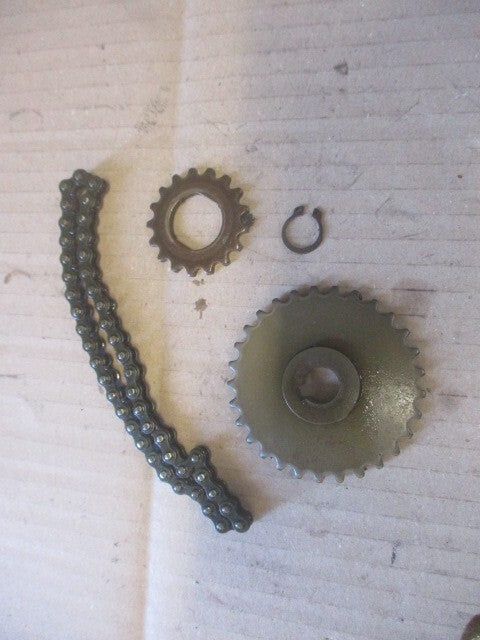 Pignons + chaîne entrainement pompe huile Honda 450 C Rebel CMX - 450CMX  - 1986