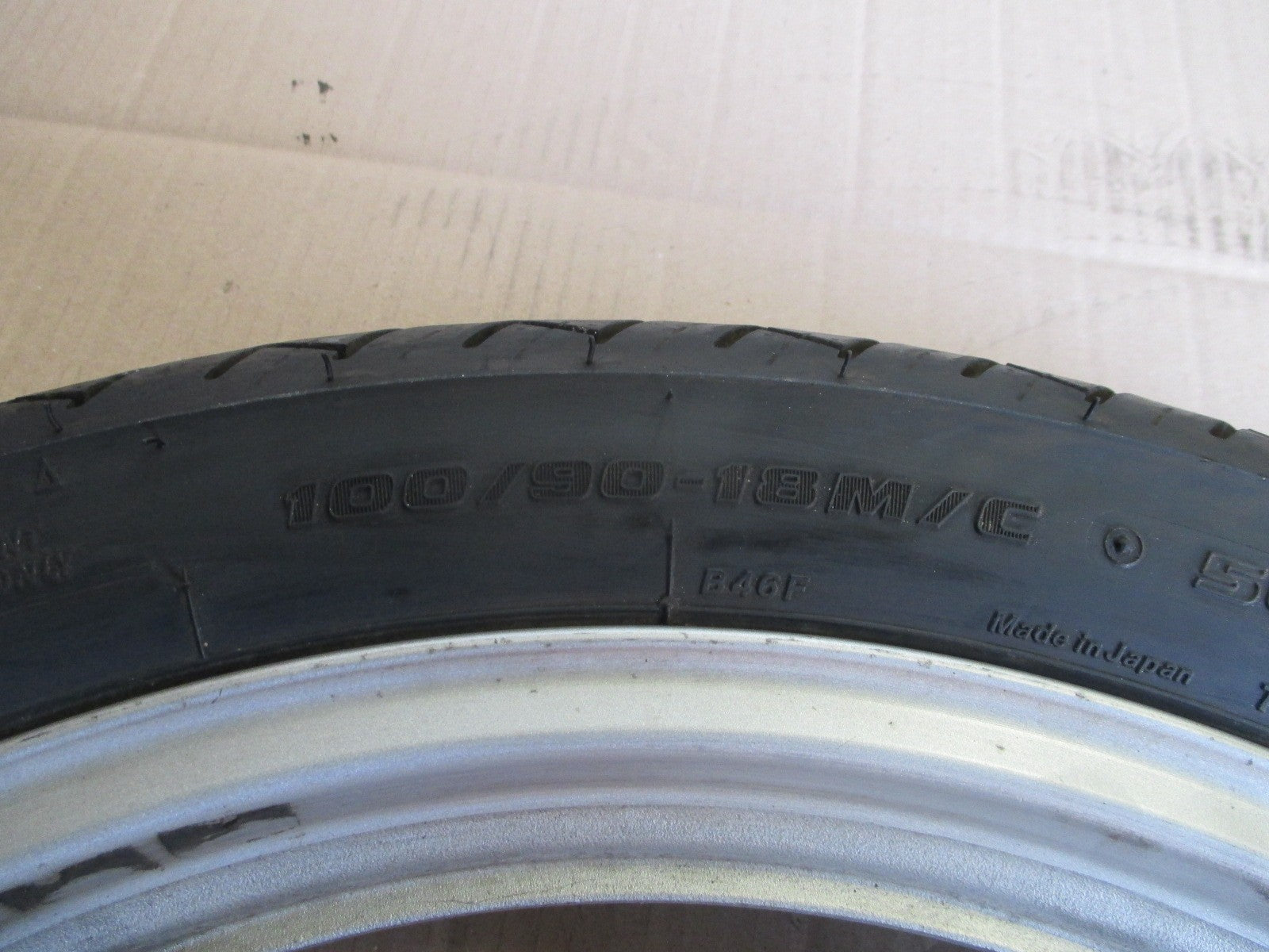 Roue avant et roue arrière avec pneu bon état pour Honda 125 XLV Varadéro - JC32