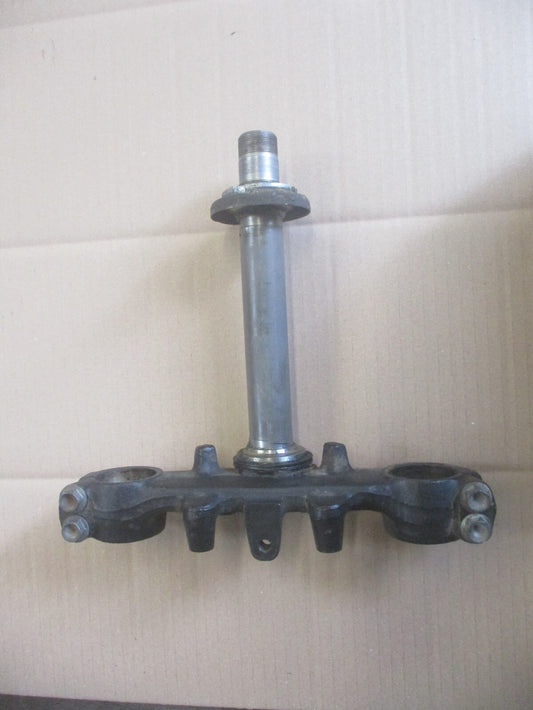 Té inférieur de fourche pour Honda 125 MTX - JD07