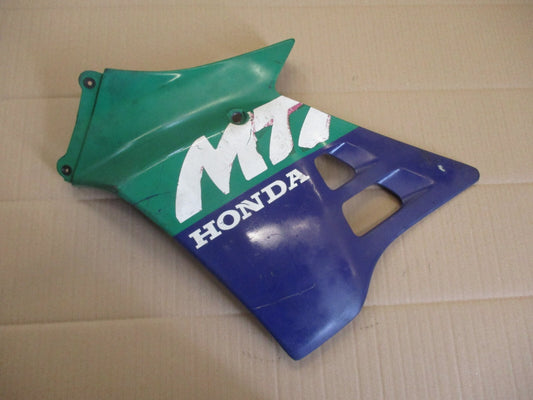 Flanc de carénage gauche pour Honda 125 MTX - MTXR - TC02
