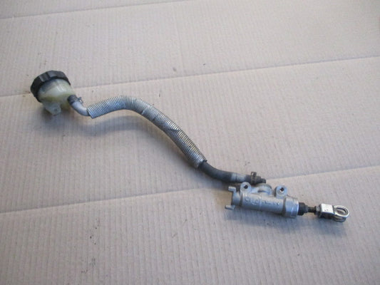 Maitre cylindre + bocal de frein arrière pour Suzuki 800 DR - SR43A