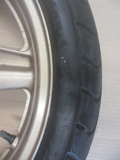 Roue avant avec pneu très peu roulé pour Honda 750 VFR - RC24