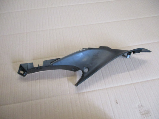 Cache intérieur droit pour Honda 125 CBR - JC50 - 2011 / 2018