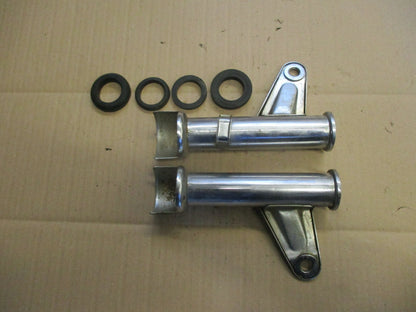 Pattes de phare + caoutchoucs pour Honda 125 CM - JC05
