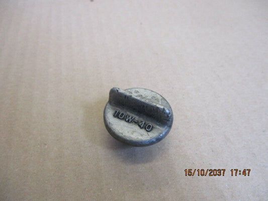 Bouchon d'huile sur carter d'embrayage Suzuki 600 DR - 650 DR - SN41A - SP41A