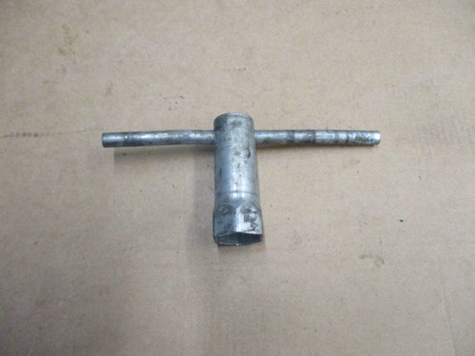 Clé à bougie pour Yamaha 125 DTMX - 2A8