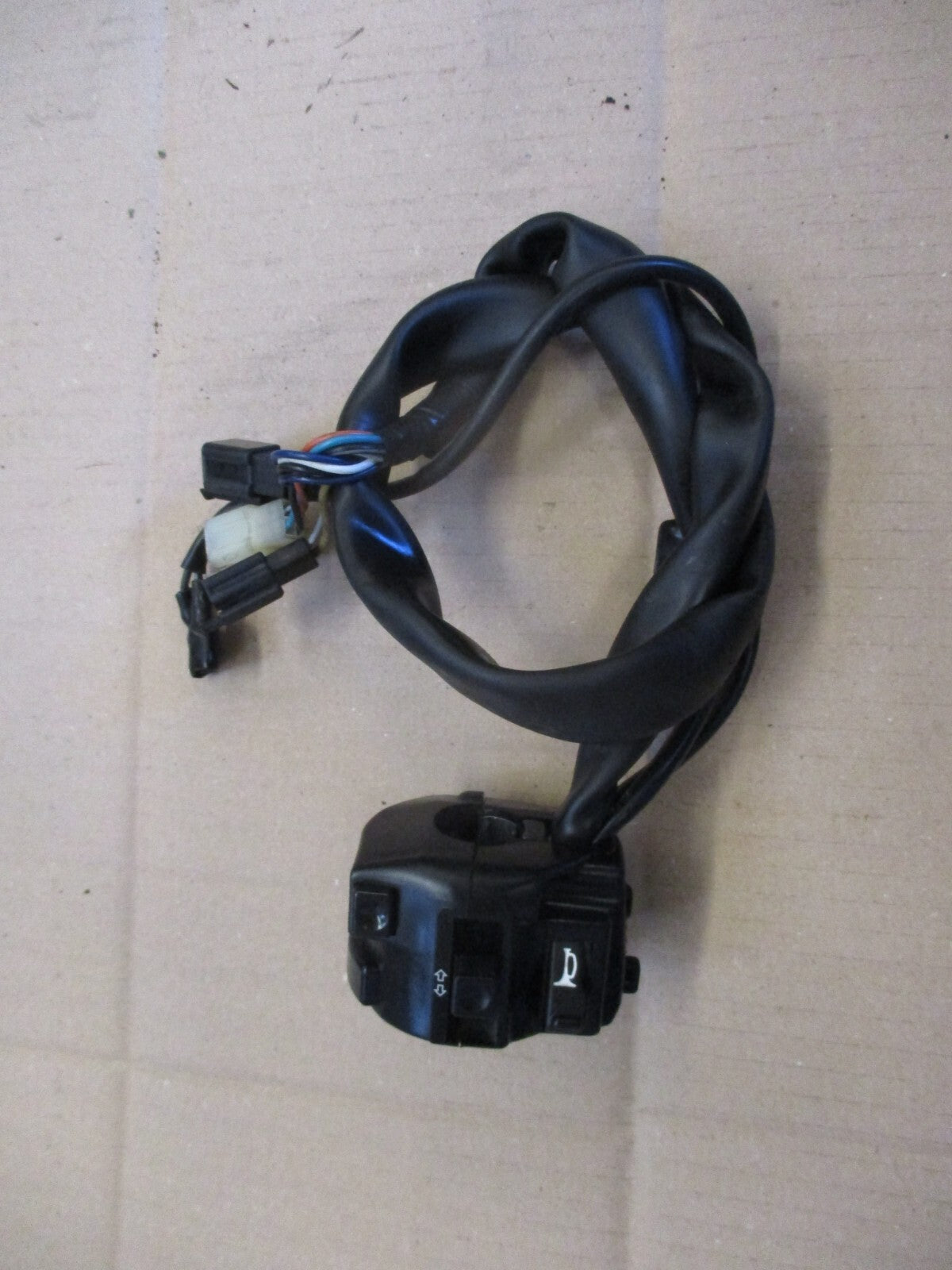 Commodo gauche pour Honda 125 CBR - JC34