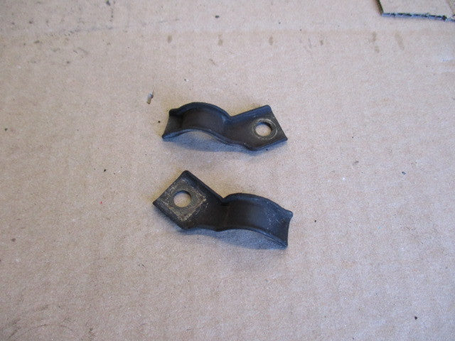 Demies coquilles fixation tuyauterie frein avant Honda 125 NX Transcity - JD12
