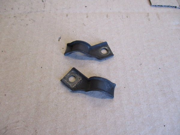 Demies coquilles fixation tuyauterie frein avant Honda 125 NX Transcity - JD12