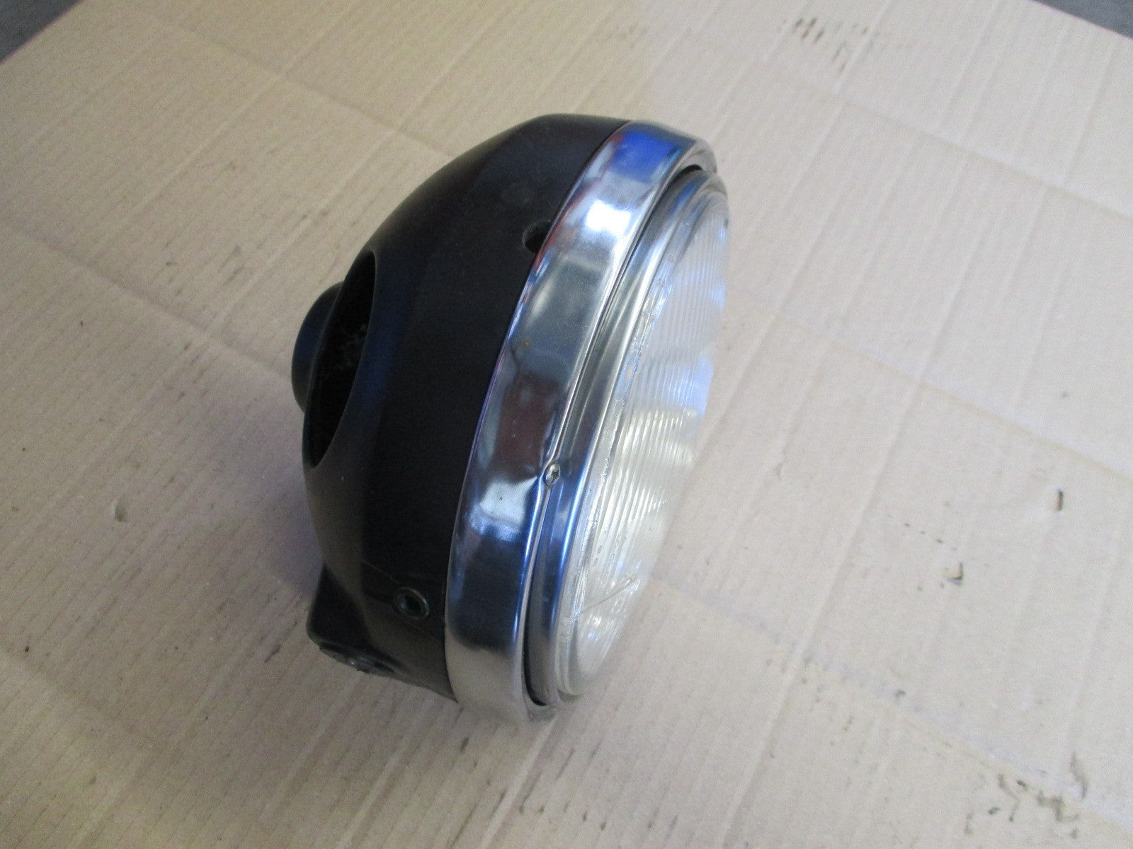 Phare pour Honda 650 NTV REVERE - RC33