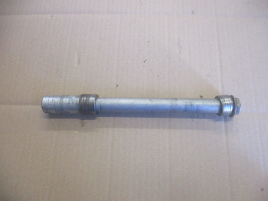 Axe de roue avant pour Honda 750 VFR - RC36 - Phase 1 - 1990 / 1993