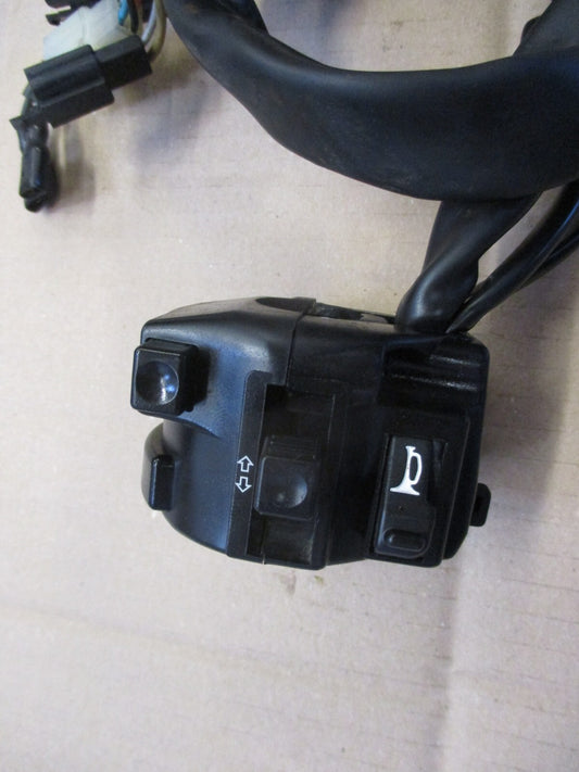 Commodo gauche pour Honda 125 CBR - JC34