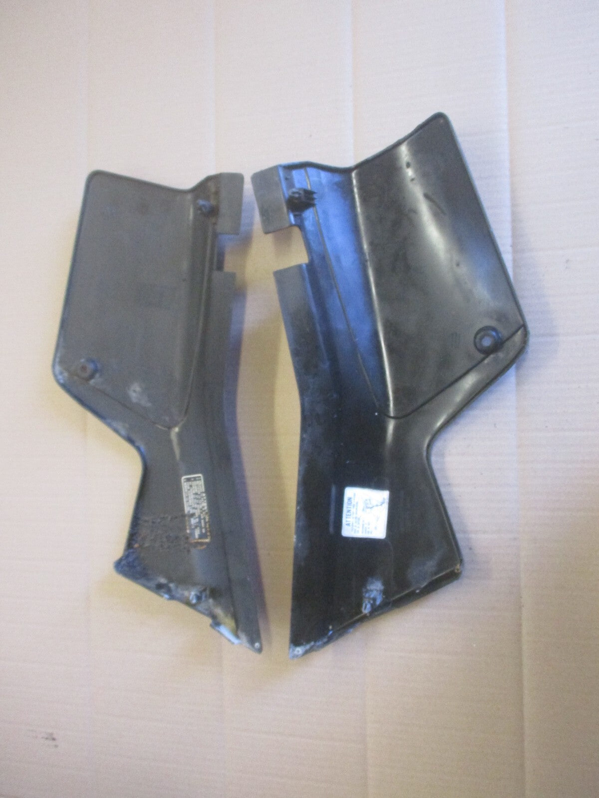 Caches latéraux pour Honda 125 XLR - JD04