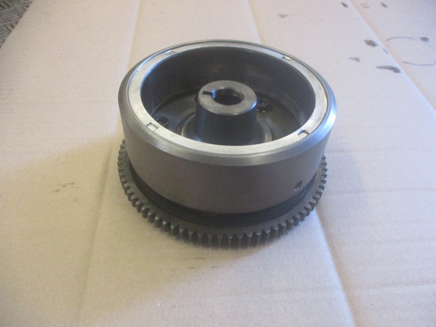 Rotor d'allumage + roue libre de demarreur de Honda 600 XLL - XLM - XLLM - PD04