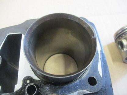 Cylindre / piston pour Honda 125 NX Transcity - JD12