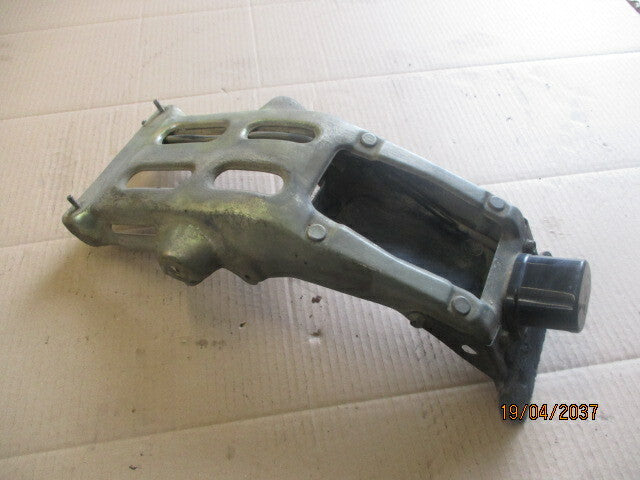Support garde boue arrière pour Honda 750 XLV - RD01