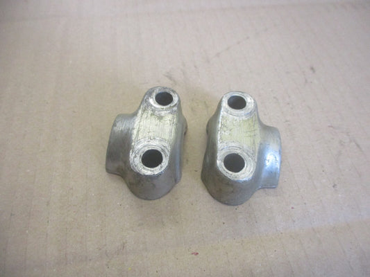 Demies coquilles de fourreaux de fourche pour Suzuki 125 GT