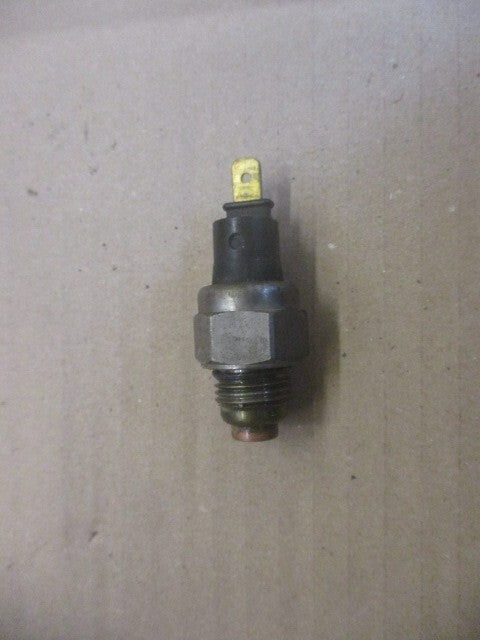 Contacteur thermostatique d'eau pour Honda 750 VFR - RC24