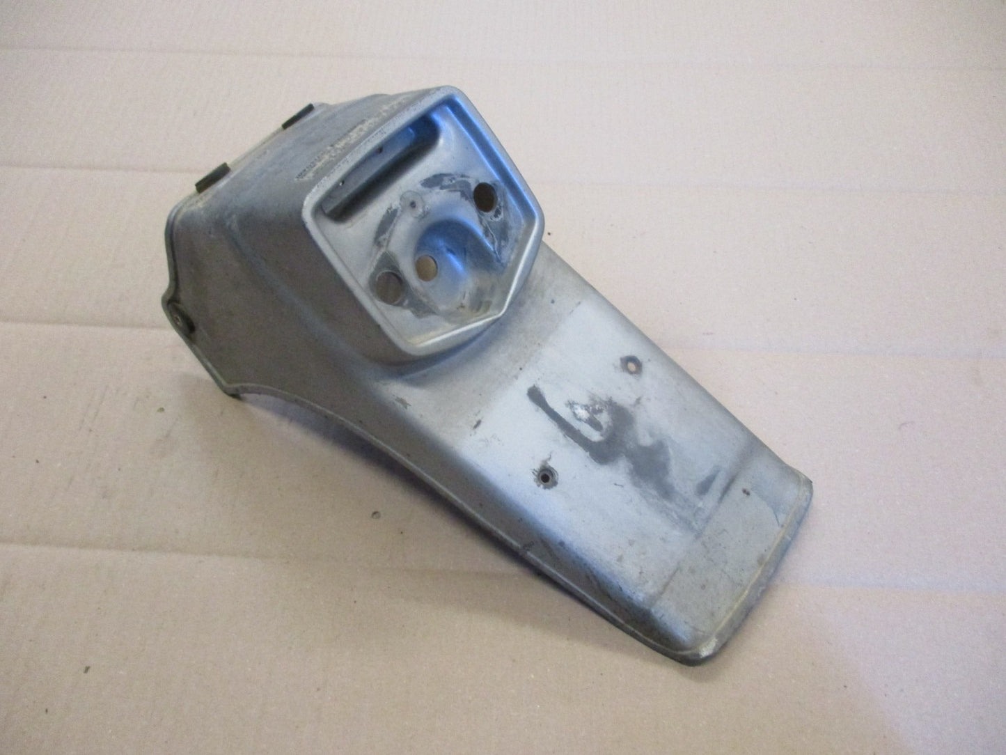 Garde boue arrière pour Honda 125 CBT - CB125T - 125 Twin