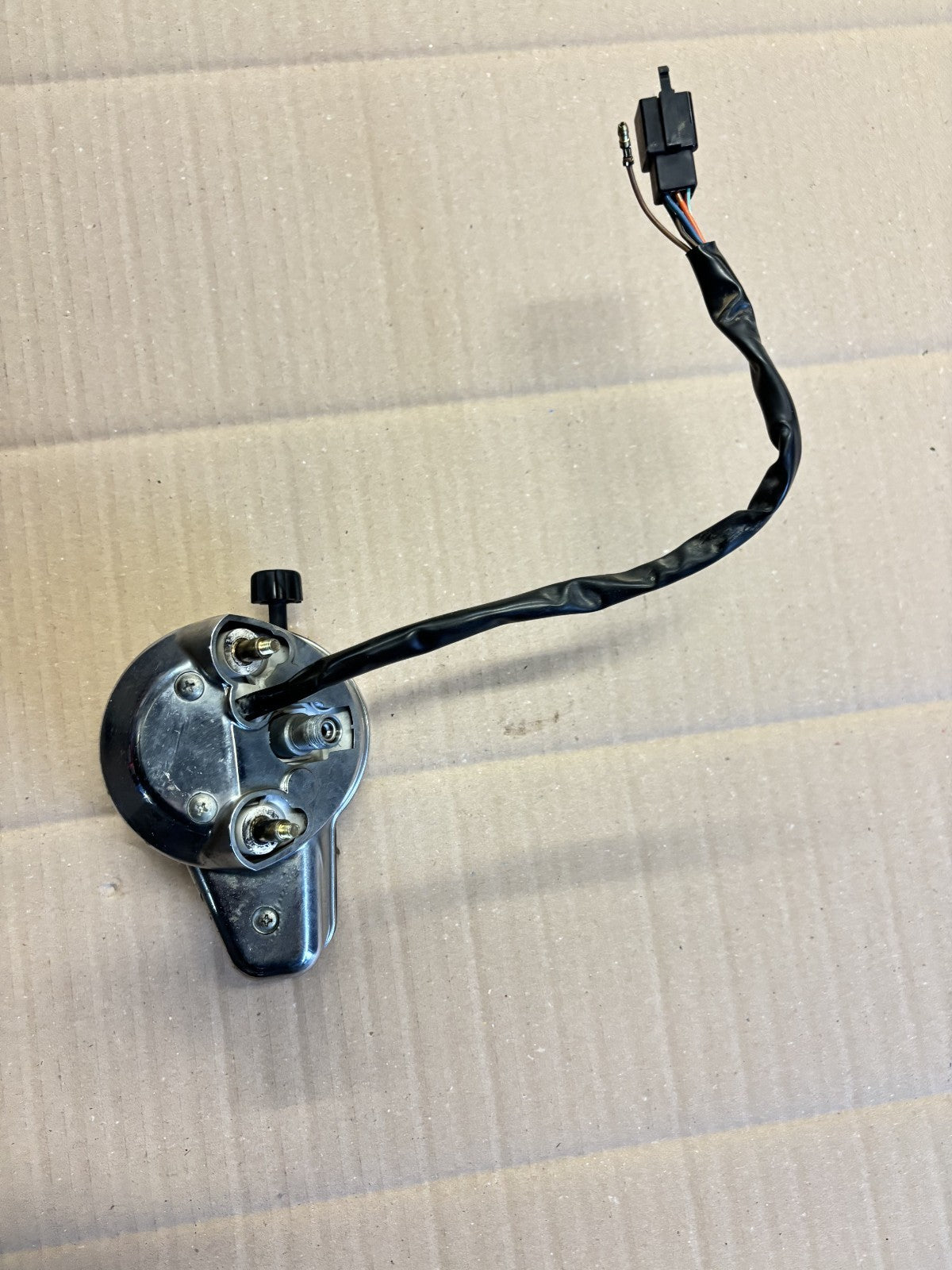 Bloc compteur 41590 kms pour Honda 125 CLR - City Fly - JD18A